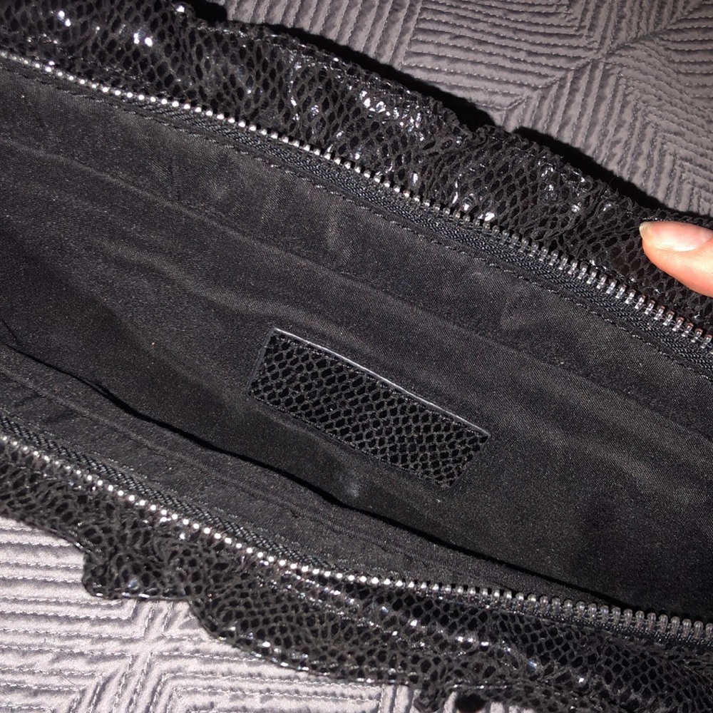 EXPRESS BLACK HANDBAG - Picture 2 of 7